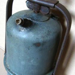 Lampe de mineur &agrave; ac&eacute;tyl&egrave;ne carbure &agrave; restaurer ou pour d&eacute;co .