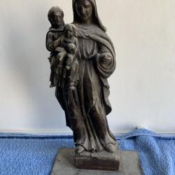 Vierge en bois