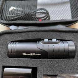 Cam&eacute;ra de chasse 4K - ShotPro V2 avec wifi et r&eacute;ticule lumineux int&eacute;gr&eacute; . Support pour carabine.