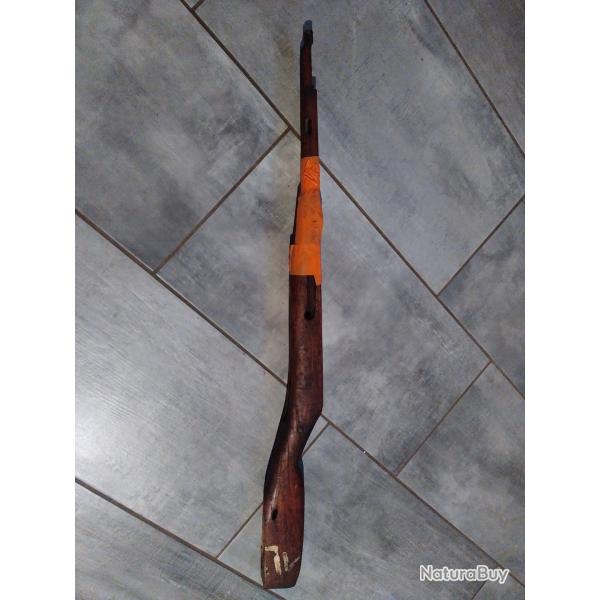 Crosse mosin nagant Bois cass� au niveau de la crosse