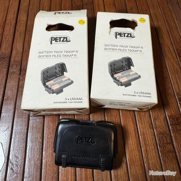 LOT DEUX BO�TIERS PILES TIKKA R - 3 X LR3/AAA