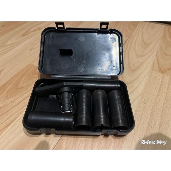 Fusil semi automatique ATA 12/76