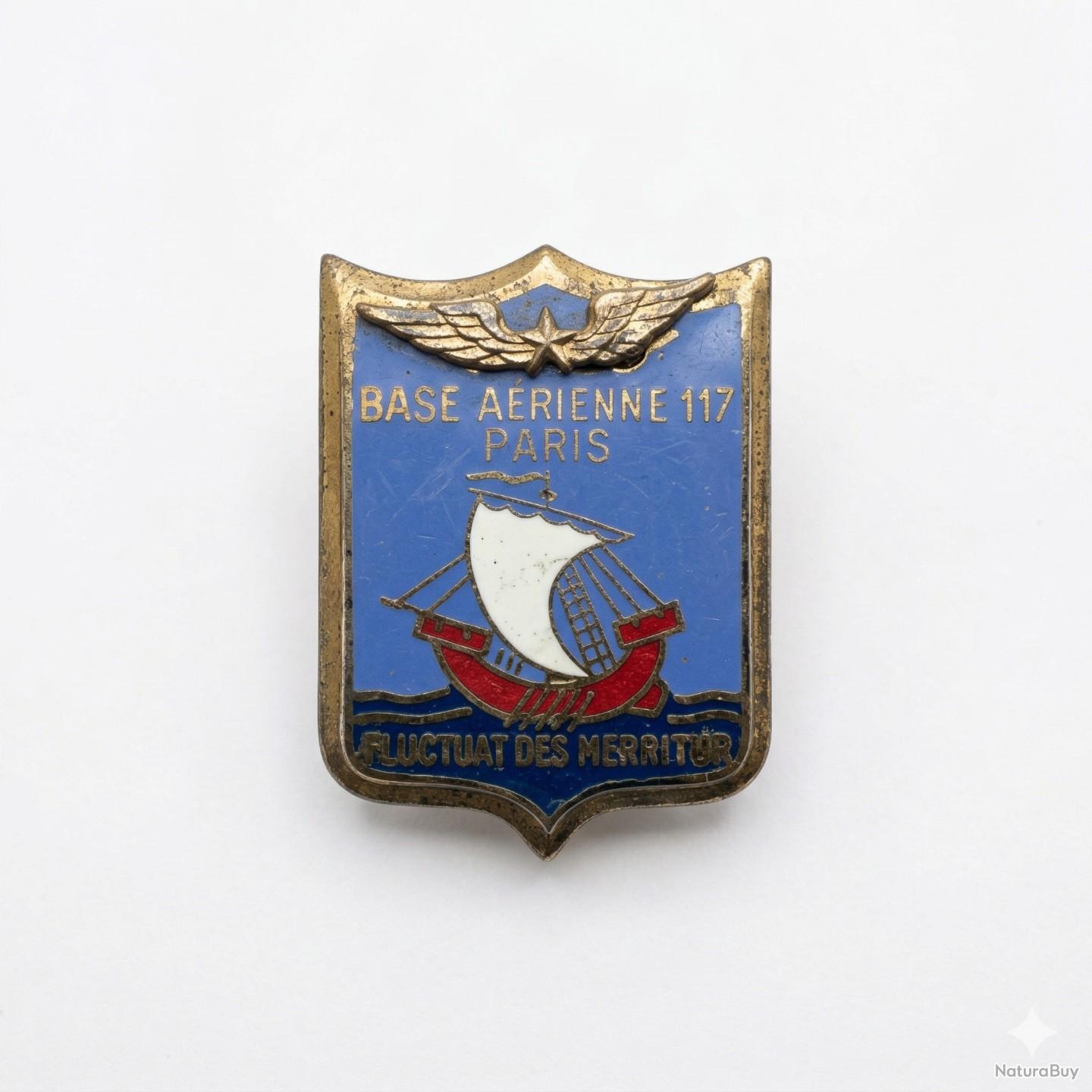 INSIGNE FOIRE DE MILAN 1952 VISITEUR