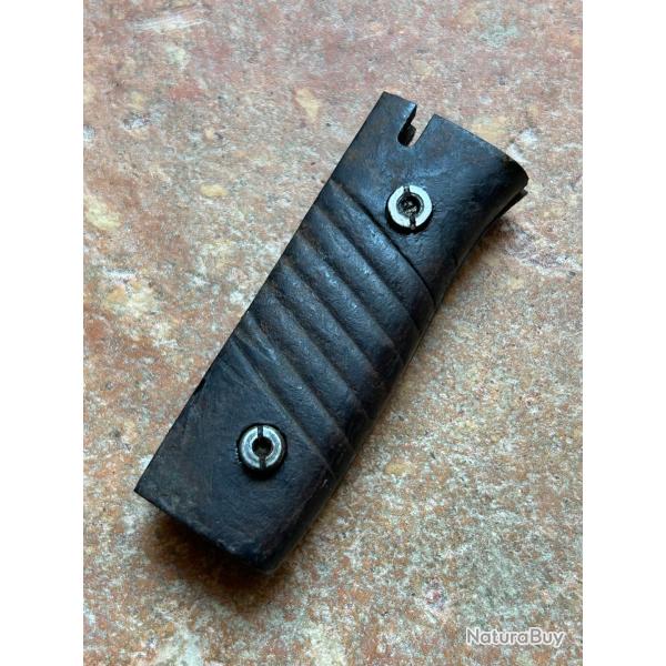 Paire de plaquette bak�lite avec vis pour ba�onnette allemande 98k - WW2