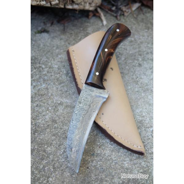 Couteau Skinner de Poche Lame Acier Damas 256 Couches Manche R�sine Etui SimiliCuir Fab Artisanale02