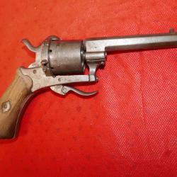 Revolver Li&eacute;geois en 7mm &agrave; broche &agrave; restaurer