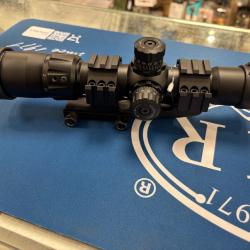Lunette vector optic  Mustang 1-4x30sfp
