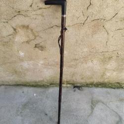 Canne badine d&eacute;fense rotin bout fer ancienne