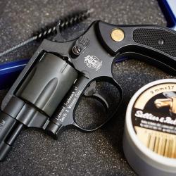 Chief Special 9mm &agrave; blanc (RK) kit complet avec munitions + holster + kit balles en caoutchouc