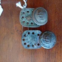 Bouton de suspension de ceinturon