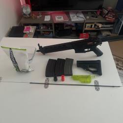 Replique M4-AMSS-BK &agrave; batterie + accessoire