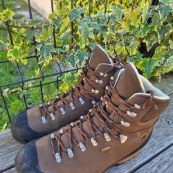 OCCAS !! Chaussures GARSPORT Bout gar Waterproof p.46 TBE