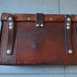 1977 Trousse de secours, infirmier suisse avec pansements, mat&eacute;riel m&eacute;dical, ... ASM