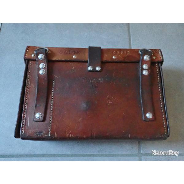 1977 Trousse de secours, infirmier suisse avec pansements, mat�riel m�dical, ... ASM