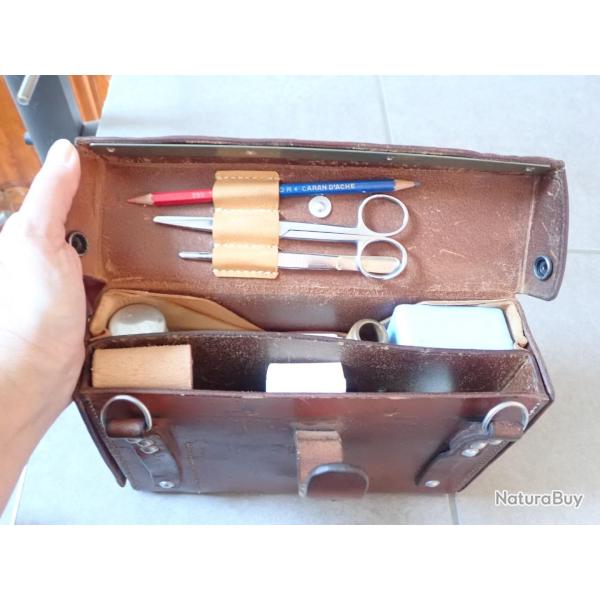 1977 Trousse de secours, infirmier suisse avec pansements, mat�riel m�dical, ... ASM