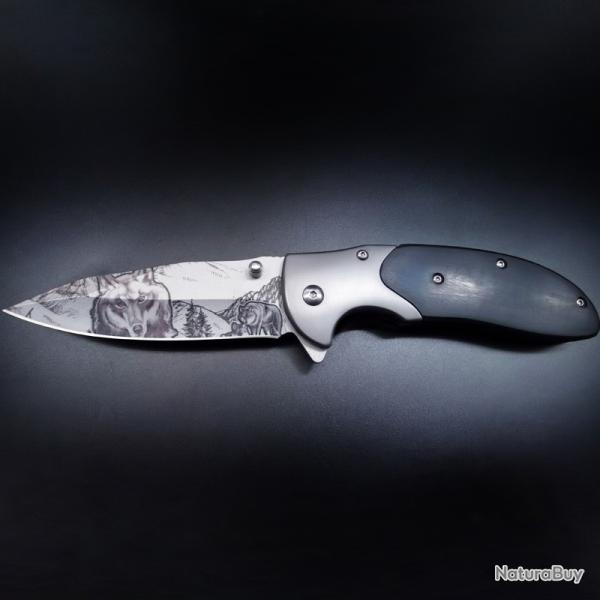 Couteau pliant T�te de Loup Grav� | TXC ARMEMENT