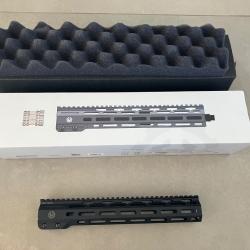 Garde main AR15 M-Lok