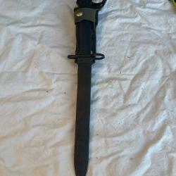 Ancienne ba&iuml;onnette FAMAS