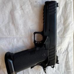 Springfield Prodigy 1911 DS 5 pouces NON compens&eacute; &eacute;quip&eacute; IPSC/FunShoot + point rouge