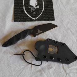 Couteau Black Hawk