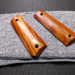 Plaquette - Grips pour Colt 1911 et autres - en bois exotique naturel du plus bel effet.