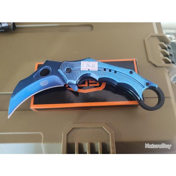 Couteau griffe bleuCouteau griffe bleu