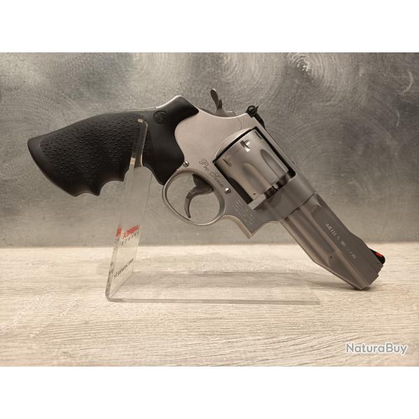 Smith wesson pro series 627