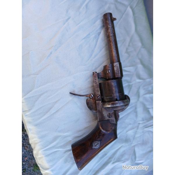 Pistolet lefaucheux