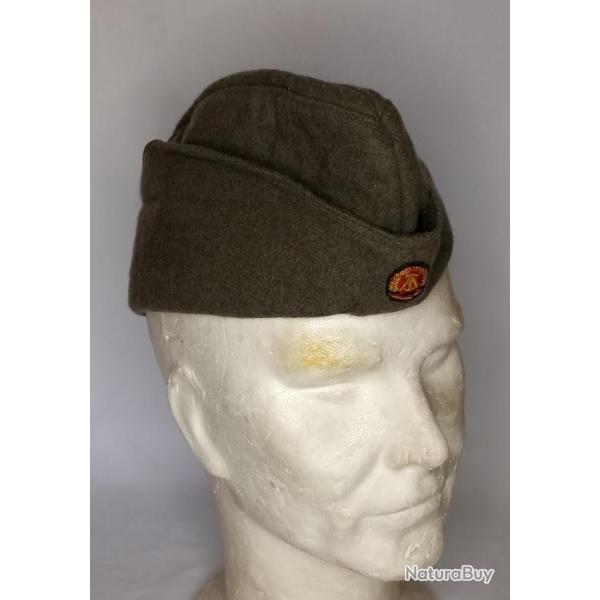 Calot troupes NVA guerre froide Allemagne de l'Est 1964