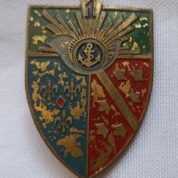 Insigne 1er R&eacute;giment Chasseurs &agrave; Cheval fabrication local Indochine 1948