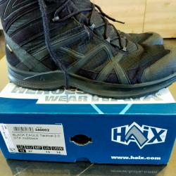 Chaussures d'intervention de couleur noire et de marque HAIX, taille 47 (plut&ocirc;t 46), BE