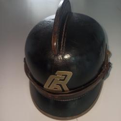 Casque cuir pompier Allemand.