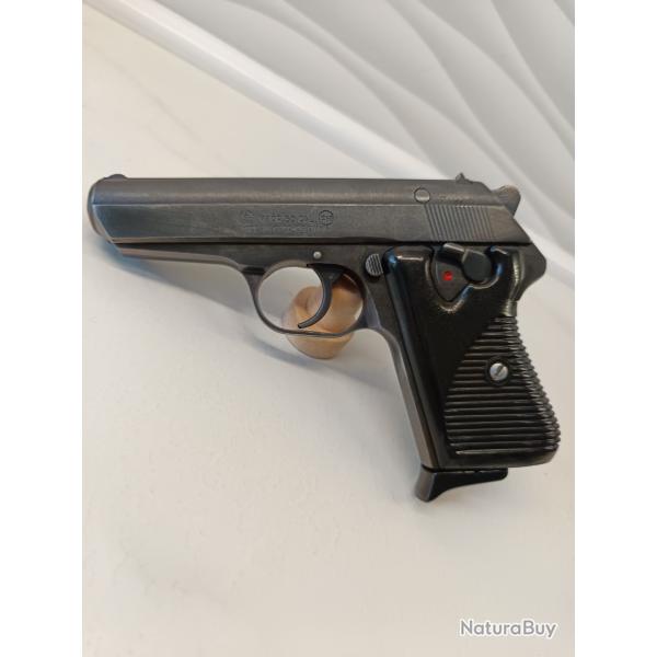Pistolet CZ VZOR 50 calibre 7x65 Browning/.32ACP