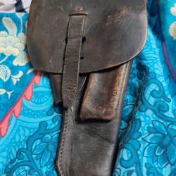 &Eacute;tui mac 50 cuir