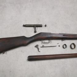 Lot de pi&egrave;ces de carabine type Lebel scolaire , mise &agrave; prix 1 euros sans prix de r&eacute;serve!!!