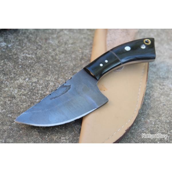 Couteau Skinner de Poche Lame Acier Carbone Forg�e Manche Bois/Corne Etui SimiliCuir Fab Artisanale
