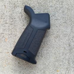 poign&eacute;e AR15 hera arms H15G, noire