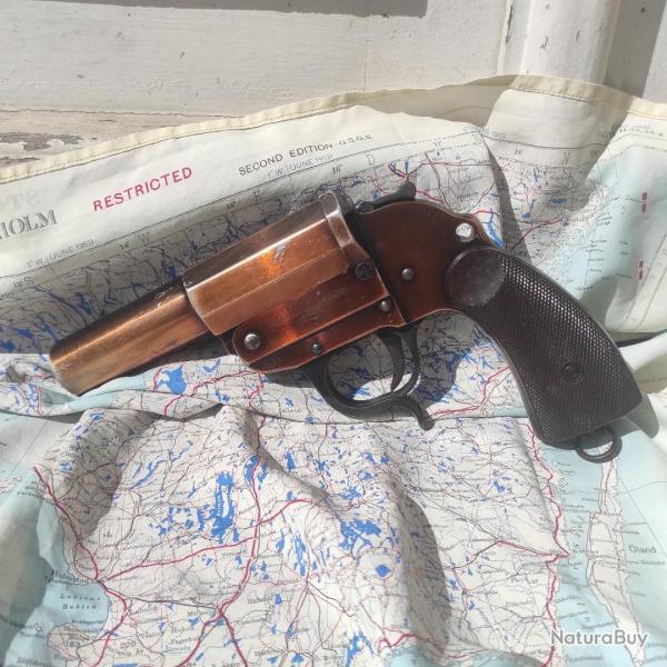 Pistolet lance fus�es allemand WALTHER Leuchtpistole mod�le 1934 dat� 1939, �tat exceptionnel