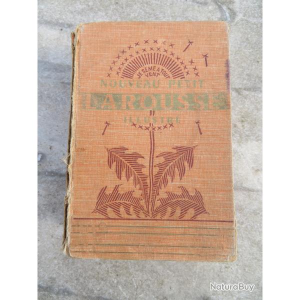Ancien dictionnaire "Nouveau Petit Larousse Illustr�", �dition de 1939 - FRANCE (XX�)