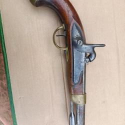 Pistolet r&egrave;glementaire 1822tbis