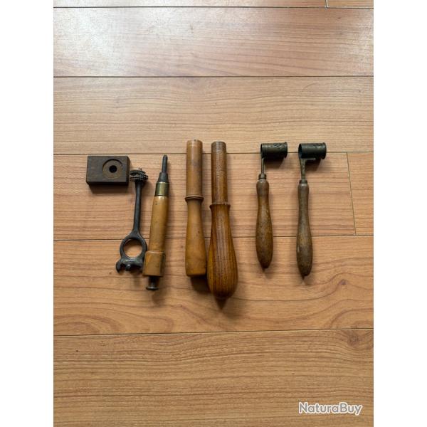 Anciens outils de rechargement pour calibre 16