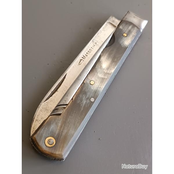 ANCIEN COUTEAU 2 pi�ces, MASSOPTIER, THIERS, XX�me, manche en corne.