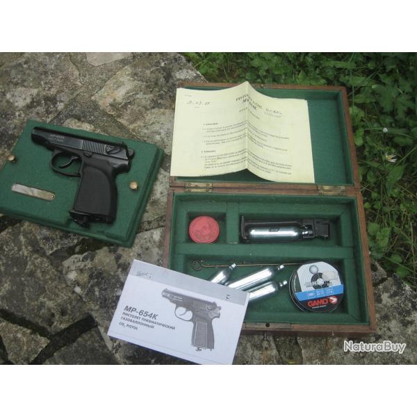 Makarov Baikal MP 654 en coffret avec deux chargeurs dont un avec valve a augmentation de puissance