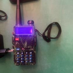 BAOFENG  UV-5R