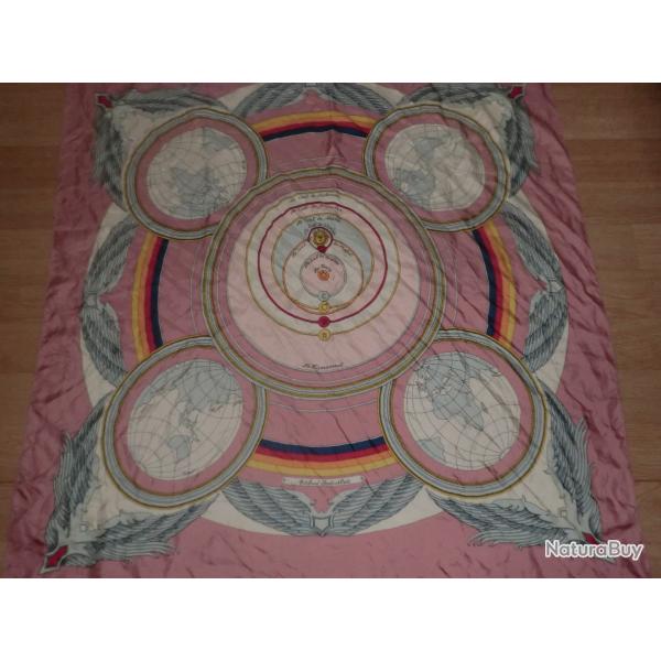 foulard vintage 100% soie le firmanent   "" airbus industrie dim 87 x 85 cm