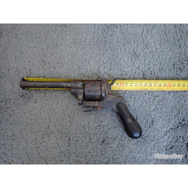Pistolet Lefaucheux