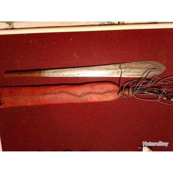 Machette tribale compl�te