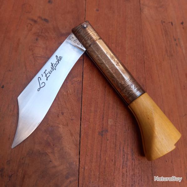 L�gendaire Couteau L EUSTACHE  Manche en Bois
