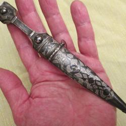 PETIT KINDJAL CAUCASIEN EN ARGENT NIELLE
