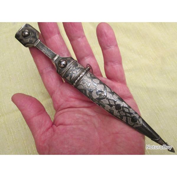 PETIT KINDJAL CAUCASIEN EN ARGENT NIELLE